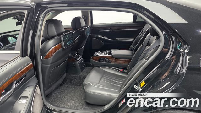 Genesis EQ900 5.0 GDI AWD Prestige 2016 — фото 26