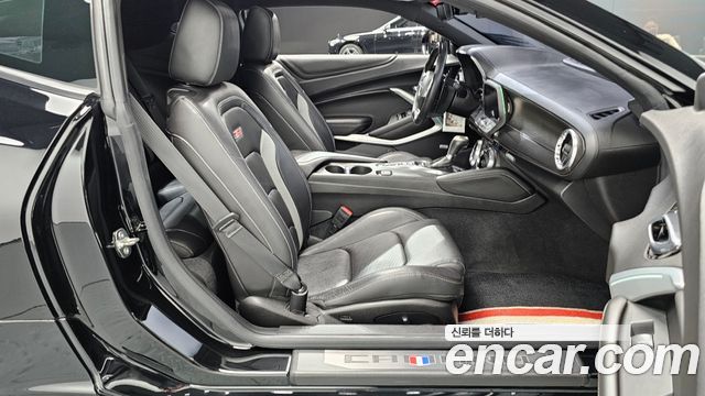 Chevrolet Camaro SS 6.2 V8 2019 — фото 26