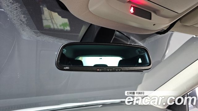 Renault Korea QM6 Diesel 2WD RE Signature 2017 — фото 15