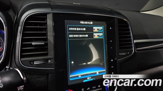 Renault Korea QM6 Diesel 2WD RE Signature 2017 — фото 18