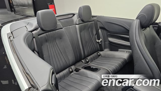 Mercedes-Benz E-Class (W213) E220d Cabriolet 2020 — фото 11