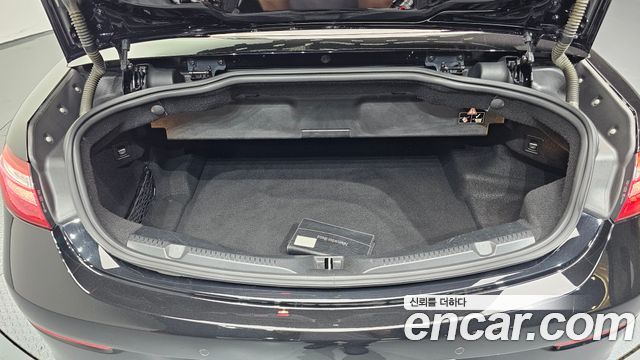 Mercedes-Benz E-Class (W213) E220d Cabriolet 2020 — фото 20