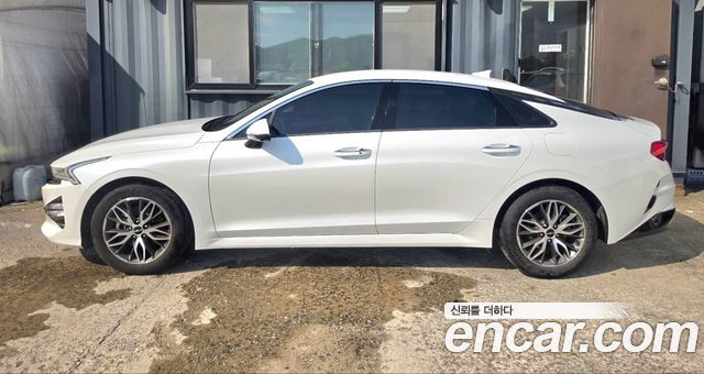 Kia K5 (III) 2.0 Noblesse 2023 — фото 3