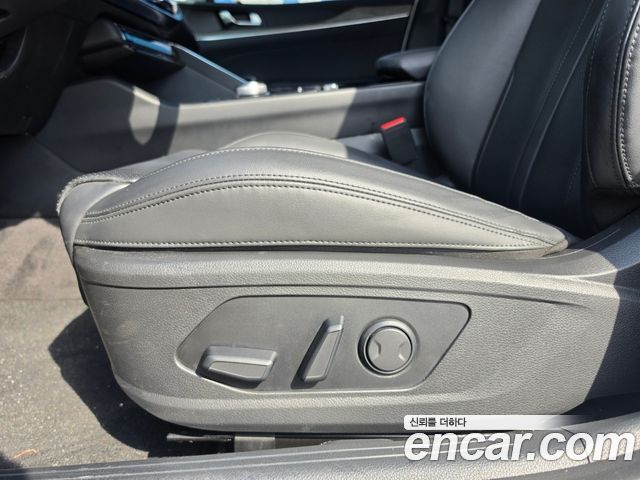 Kia K5 (III) 2.0 Noblesse 2023 — фото 16