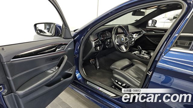 BMW 5 Series (G30) 530i xDrive M Sport Package Plus 2020 — фото 10