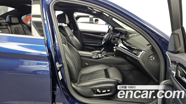 BMW 5 Series (G30) 530i xDrive M Sport Package Plus 2020 — фото 15