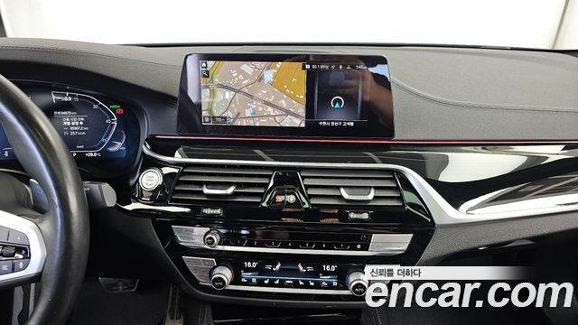 BMW 5 Series (G30) 530i xDrive M Sport Package Plus 2020 — фото 18