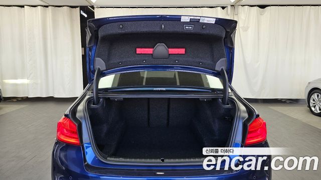 BMW 5 Series (G30) 530i xDrive M Sport Package Plus 2020 — фото 24