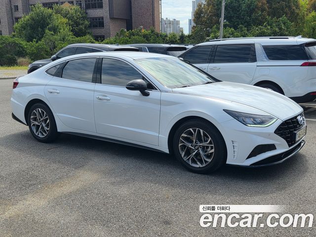 Hyundai Sonata (DN8) 1.6 Turbo Premium Plus 2022 — фото 3