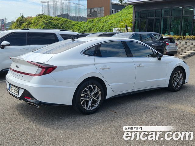 Hyundai Sonata (DN8) 1.6 Turbo Premium Plus 2022 — фото 5