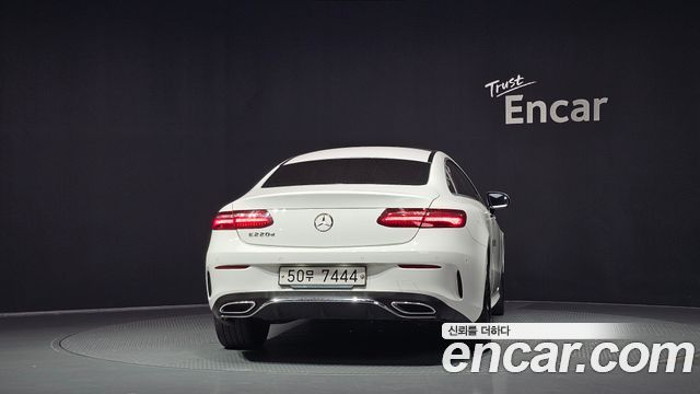 Mercedes-Benz E-Class (W213) E220d Coupe 2019 — фото 4