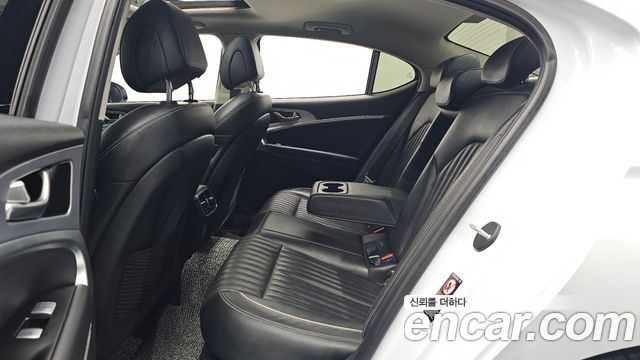 Genesis G70 2.0T AWD Elite 2019 — фото 11
