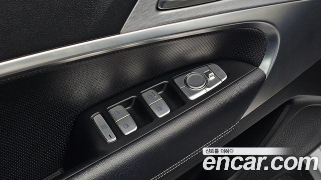 Genesis G70 2.0T AWD Elite 2019 — фото 32