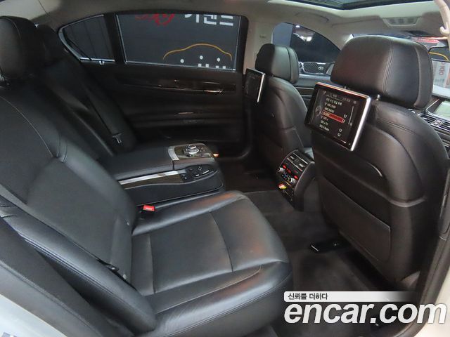 BMW 7 Series (F01) 740Li 2013 — фото 7