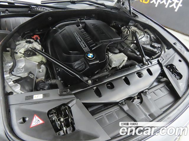 BMW 7 Series (F01) 740Li 2013 — фото 23