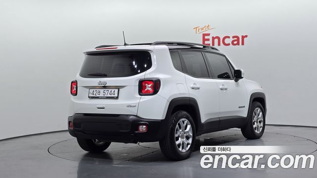 Jeep Renegade 2.4 Longitude High 2018 — фото 2
