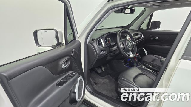 Jeep Renegade 2.4 Longitude High 2018 — фото 10
