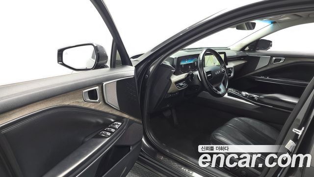 Kia K8 2.5 Gasoline 2WD Noblesse 2022 — фото 10