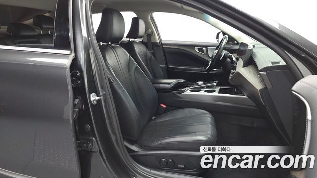 Kia K8 2.5 Gasoline 2WD Noblesse 2022 — фото 11