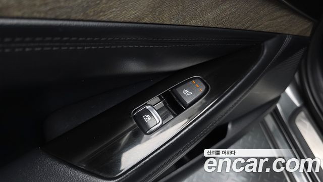 Kia K8 2.5 Gasoline 2WD Noblesse 2022 — фото 19