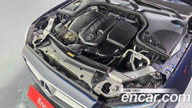 Mercedes-Benz E-Class (W213) E220d Cabriolet 2018 — фото 6