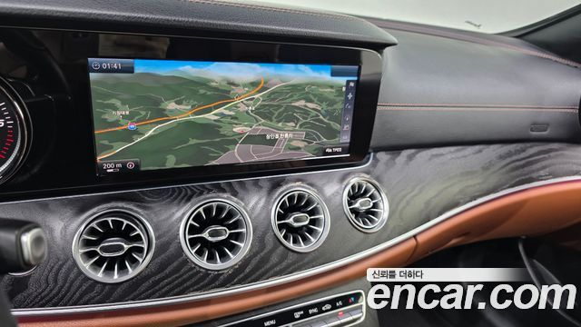 Mercedes-Benz E-Class (W213) E220d Cabriolet 2018 — фото 17