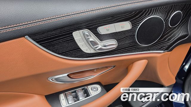 Mercedes-Benz E-Class (W213) E220d Cabriolet 2018 — фото 33
