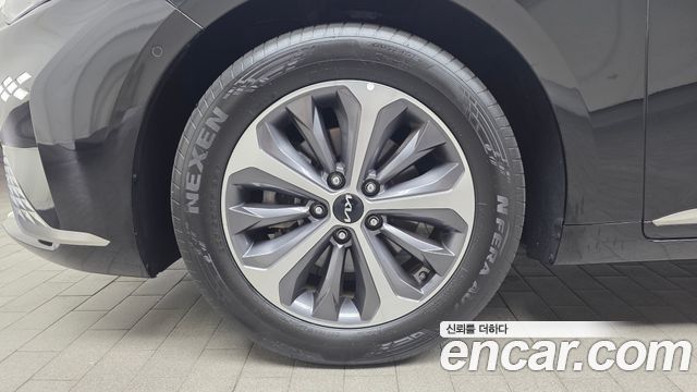 Kia K8 Hybrid Noblesse 2023 — фото 5
