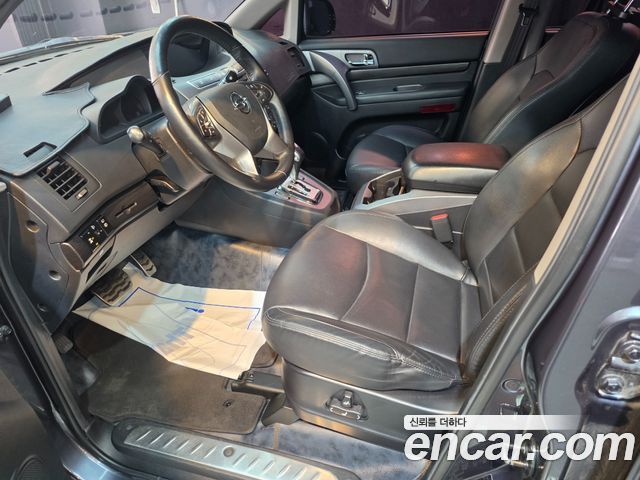 KG Mobility (SsangYong) Korando Turismo 4WD TX 9-seater 2018 — фото 9