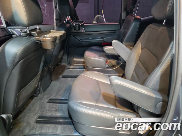 KG Mobility (SsangYong) Korando Turismo 4WD TX 9-seater 2018 — фото 23