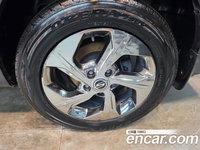 KG Mobility (SsangYong) Korando Turismo 4WD TX 9-seater 2018 — фото 24