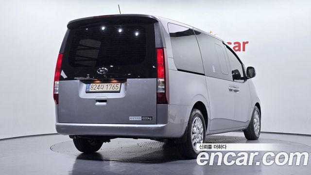 Hyundai Staria Cargo 5-Seater Modern 2023 — фото 2