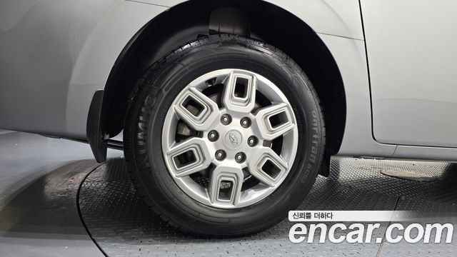 Hyundai Staria Cargo 5-Seater Modern 2023 — фото 5