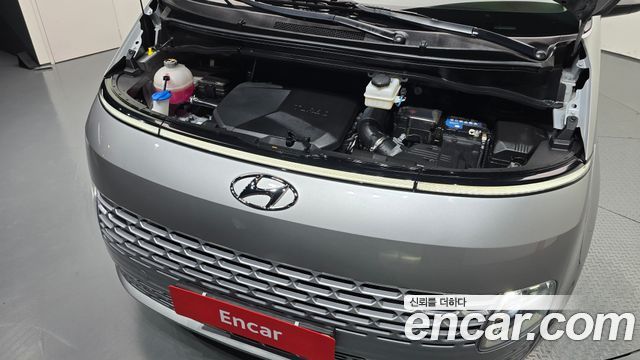 Hyundai Staria Cargo 5-Seater Modern 2023 — фото 6