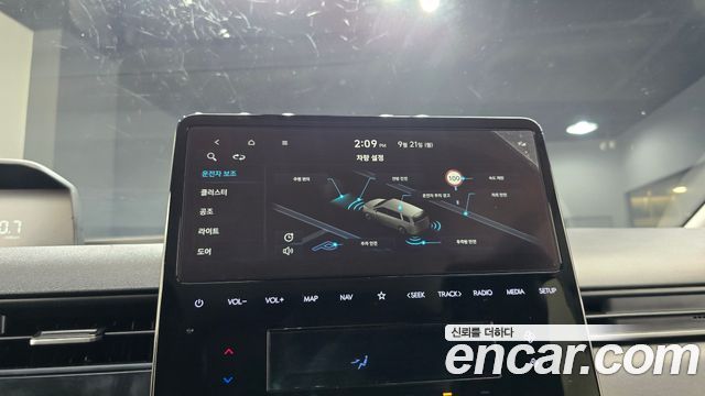 Hyundai Staria Cargo 5-Seater Modern 2023 — фото 16