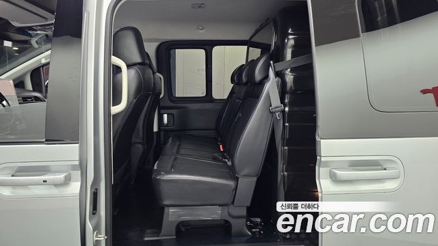 Hyundai Staria Cargo 5-Seater Modern 2023 — фото 26
