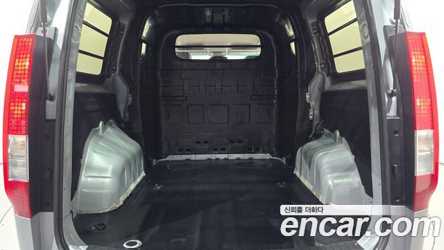 Hyundai Staria Cargo 5-Seater Modern 2023 — фото 32
