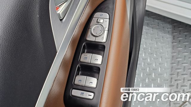 Genesis G70 2.0T AWD Supreme 2018 — фото 17