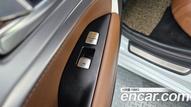 Genesis G70 2.0T AWD Supreme 2018 — фото 28