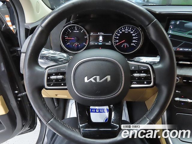 Kia Carnival (IV) Diesel 9-Seater Prestige 2023 — фото 17