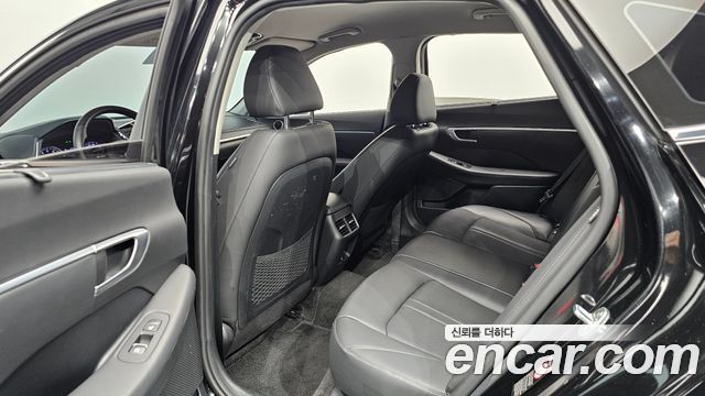 Hyundai Sonata (DN8) 2.0 Premium Family 2020 — фото 12