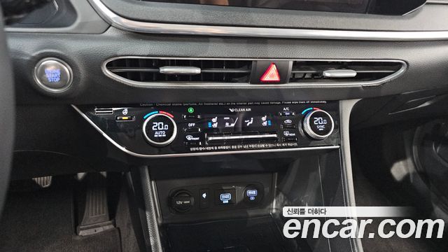 Hyundai Sonata (DN8) 2.0 Premium Family 2020 — фото 19