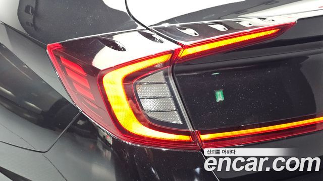Hyundai Sonata (DN8) 2.0 Premium Family 2020 — фото 23
