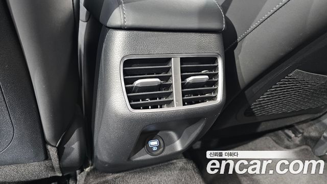 Hyundai Sonata (DN8) 2.0 Premium Family 2020 — фото 33