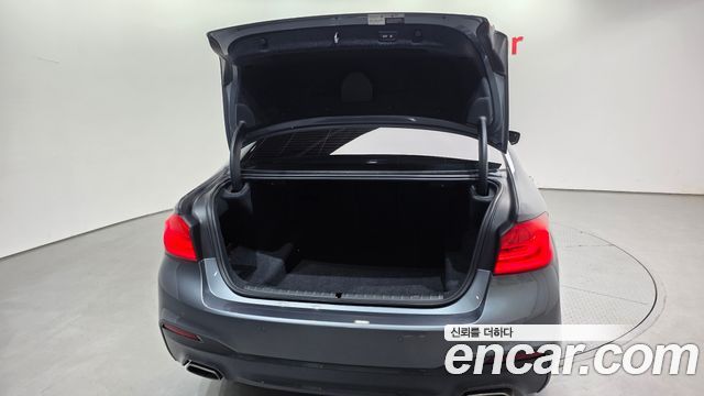 BMW 5 Series (G30) 520d M Sport Package Plus 2018 — фото 35
