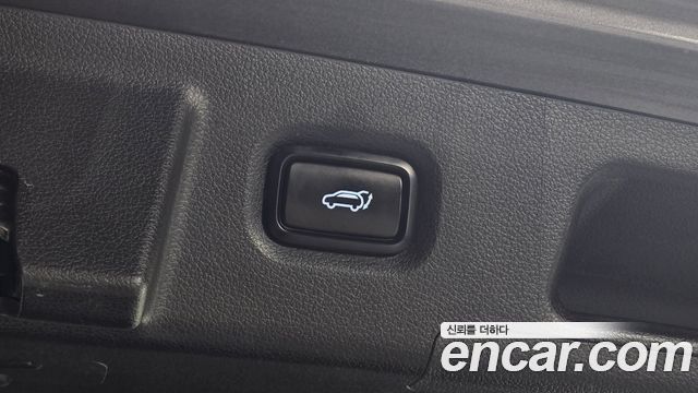Hyundai Santa Fe (TM) Diesel 2.2 2WD Inspiraition 2019 — фото 36