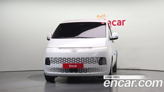 Hyundai Staria Cargo 3-Seater Modern 2023 — фото 3