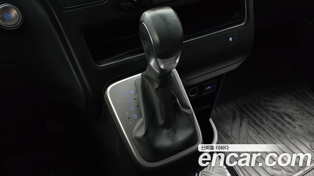 Hyundai Staria Cargo 3-Seater Modern 2023 — фото 9