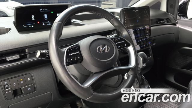 Hyundai Staria Cargo 3-Seater Modern 2023 — фото 13