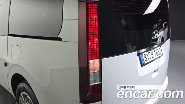 Hyundai Staria Cargo 3-Seater Modern 2023 — фото 23
